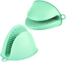 Gant de Cuisine en Silicone Antidérapant AUAUY : La Solution Idéale pour Vos Préparations Culinaires