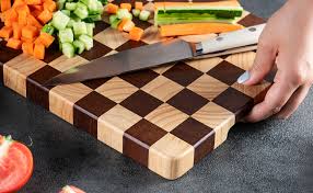 Planche à Découper Damier avec Poignées Latérales Intérieures