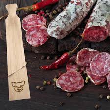 Planche à Découper Saucisson Patisse 93428 - Élégance et Praticité