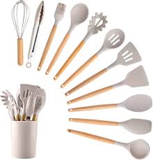 Ustensiles de Cuisine en Silicone Antiadhésifs - Praticité et Élégance