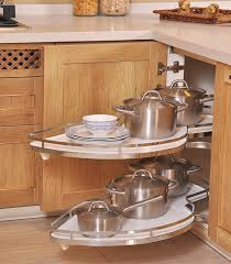 Organisation Optimale avec le Rangement Pivotant Carrousel