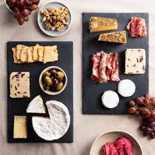 Planche Ardoise Navaris : L'Essentiel pour une Soirée Fromage et Charcuterie